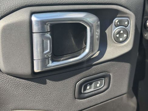 Certified 2024 Jeep Wrangler Unlimited Sahara AWD/4WD image 16