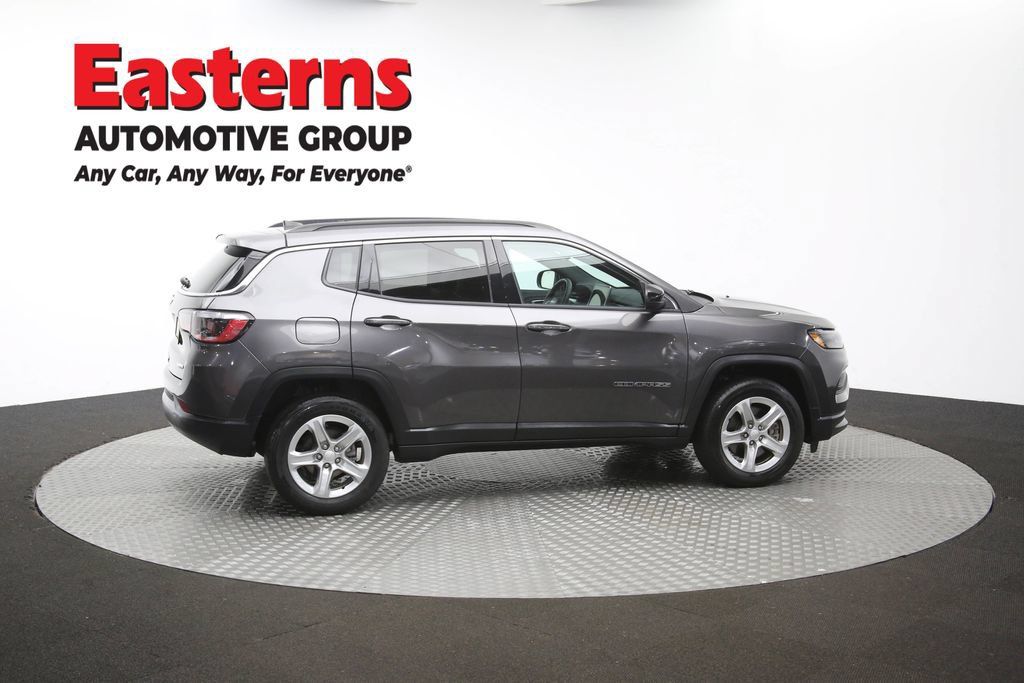 Used 2024 Jeep Compass Latitude AWD/4WD image 44