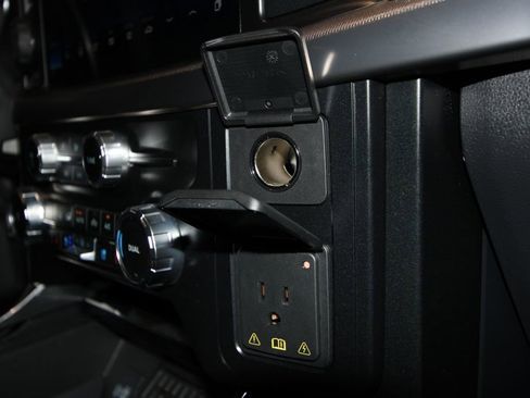 Used 2023 Ford F150 Raptor AWD/4WD image 33