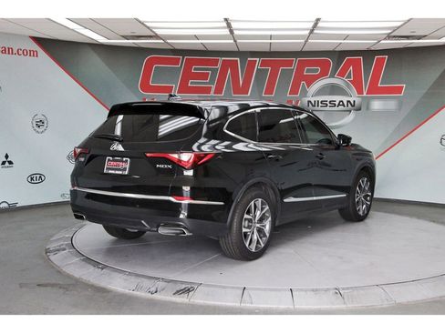 Used 2024 Acura MDX FWD w/ Technology Package image 4