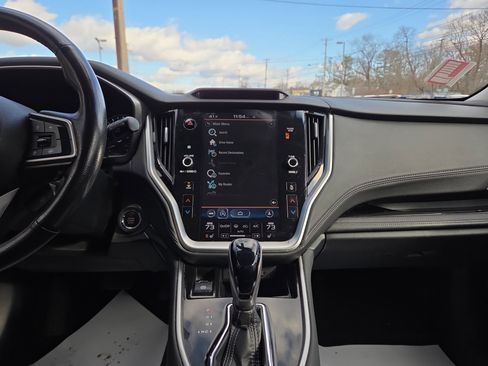 Used 2022 Subaru Outback Limited image 24