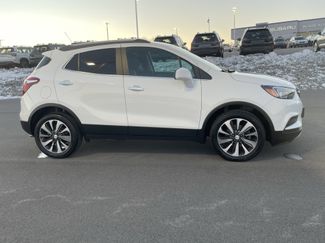 Used 2021 Buick Encore Preferred video 2