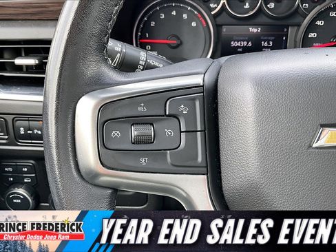 Used 2021 Chevrolet Suburban LT image 15