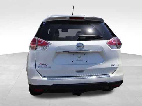 Used 2016 Nissan Rogue SV FWD image 7