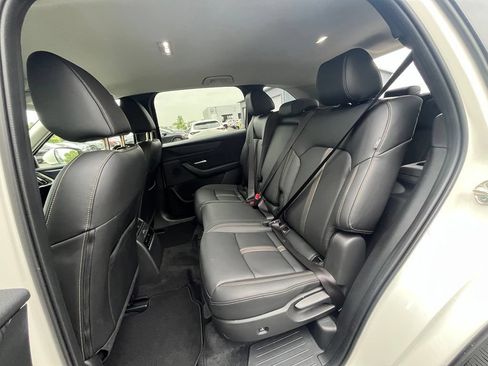 Used 2026 MAZDA CX-90 3.3 Turbo w/ Select Package AWD/4WD image 25