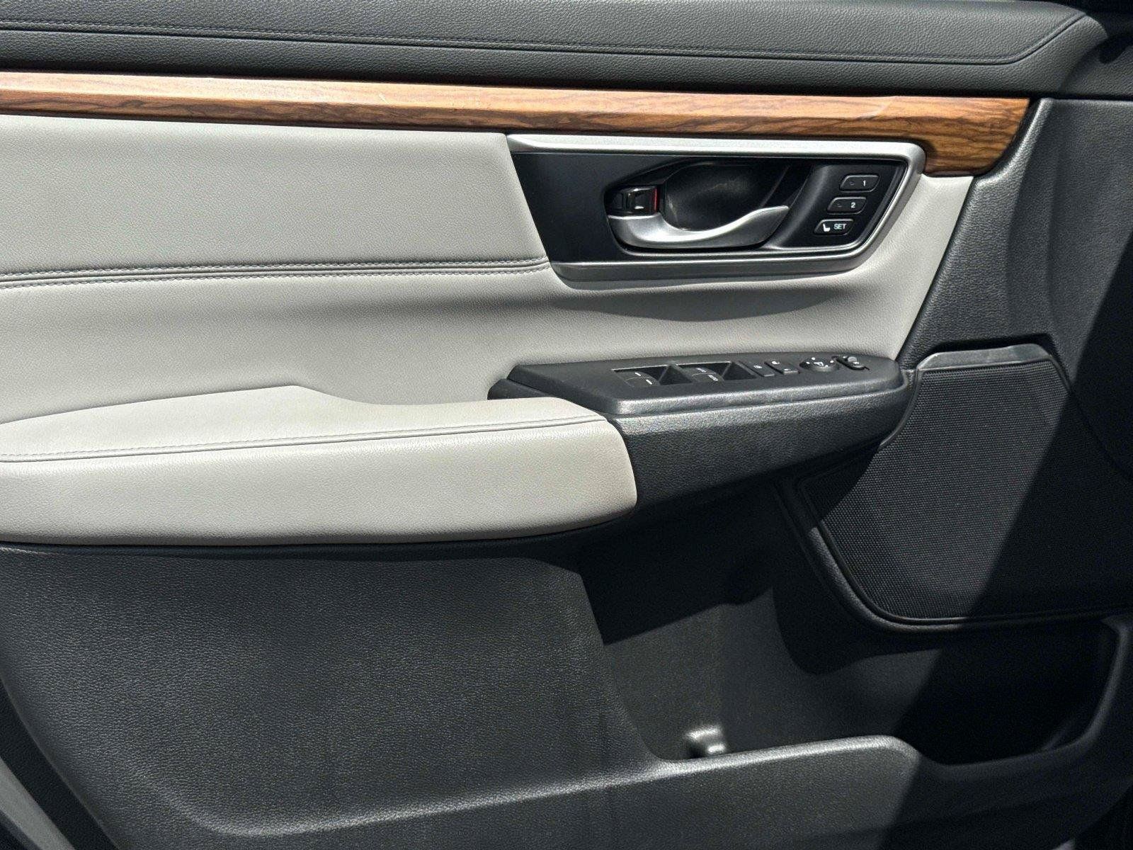 Used 2022 Honda CR-V EX-L image 19