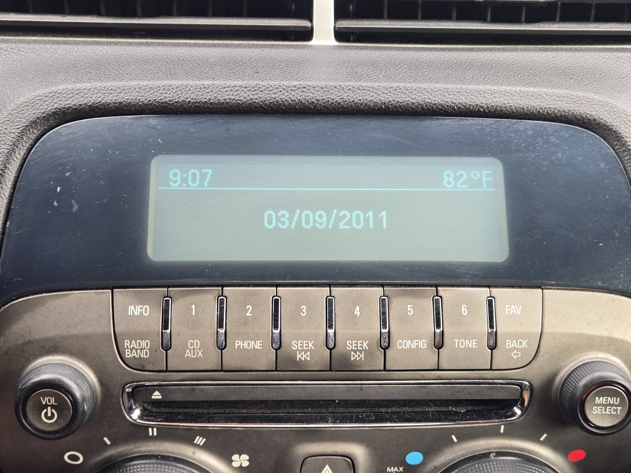 Used 2010 Chevrolet Camaro LT RWD image 16