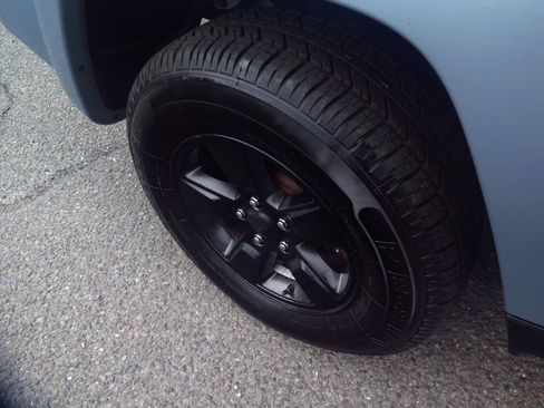 Used 2012 Jeep Liberty Arctic AWD/4WD image 37