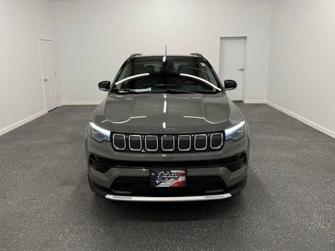 Used 2022 Jeep Compass Limited w/ Elite Group image 5