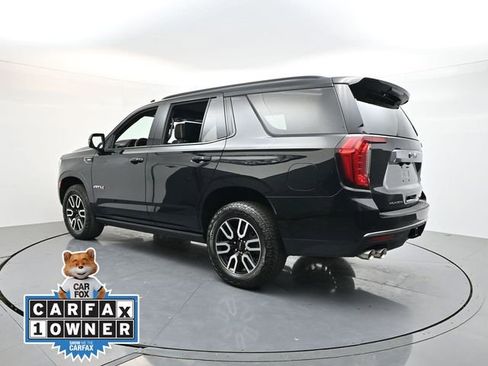Used 2024 GMC Yukon AT4 w/ AT4 Premium Package AWD/4WD image 9