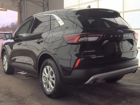Used 2023 Ford Escape Active AWD/4WD image 4
