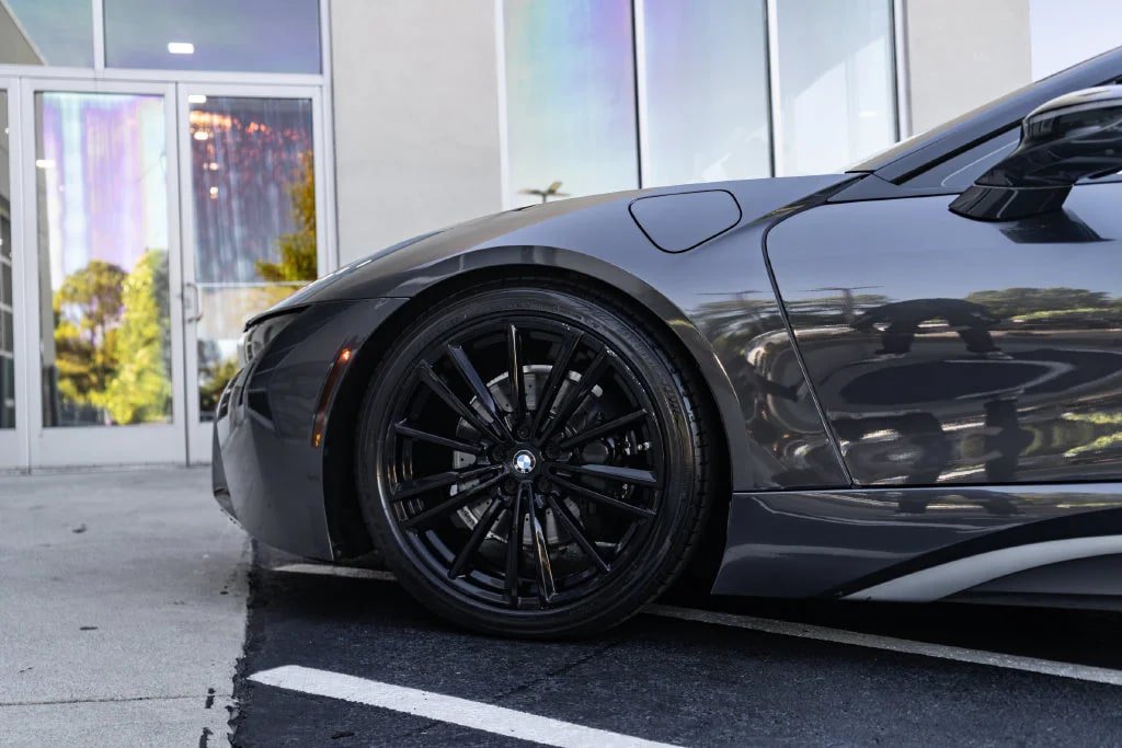 Used 2019 BMW i8 Roadster AWD/4WD image 23