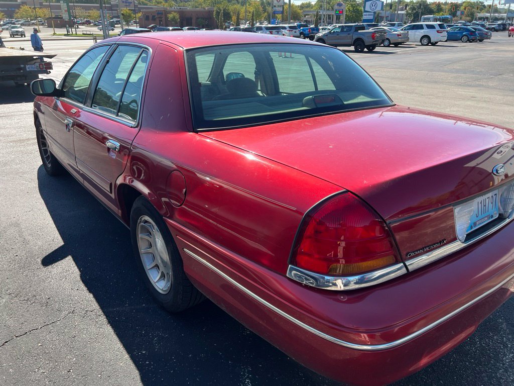 Used 1999 Ford Crown Victoria LX RWD image 8