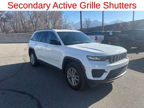 Used 2025 Jeep Grand Cherokee Laredo X w/ Luxury Tech Group I AWD/4WD image 8