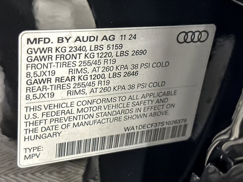 Used 2025 Audi Q3 2.0T Premium image 26