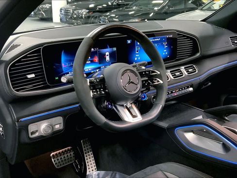 Used 2025 Mercedes-Benz GLE 53 AMG 4MATIC Coupe image 16