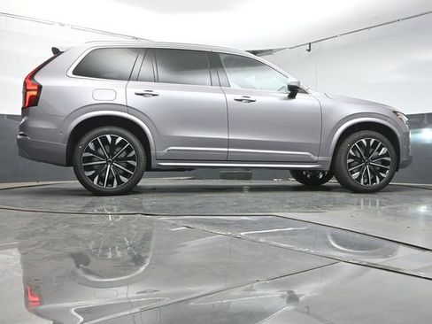 Used 2026 Volvo XC90 B6 Plus w/ Protection Package Premier AWD/4WD image 40