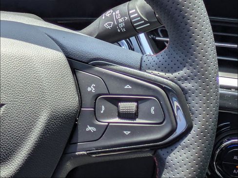 Used 2026 Chevrolet Trax RS w/ Driver Confidence Package FWD image 20