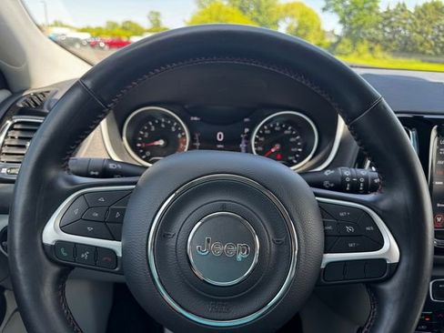 Used 2019 Jeep Compass Limited AWD/4WD image 22