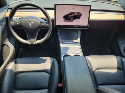Used 2023 Tesla Model Y Long Range AWD/4WD image 23