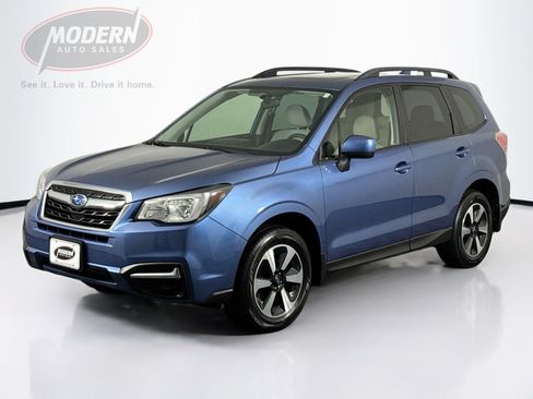 Used 2018 Subaru Forester 2.5i Premium w/ All-Weather Package AWD/4WD image 1