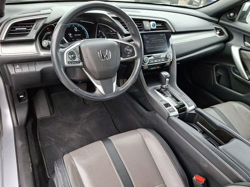 Used 2017 Honda Civic EX-L image 2
