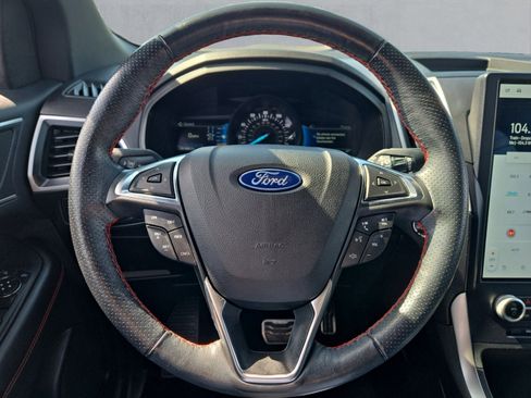 Certified 2022 Ford Edge ST-Line AWD/4WD image 13