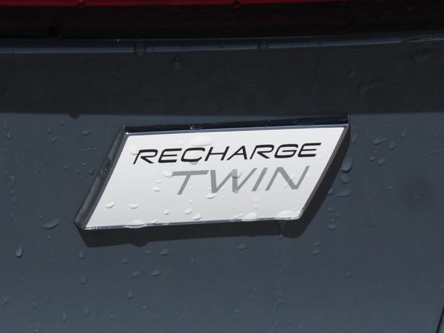 Used 2023 Volvo C40 P8 Recharge Plus w/ Climate Package AWD/4WD image 8