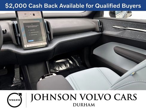New 2026 Volvo EX30 Ultra w/ Climate Package image 9