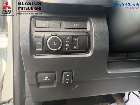 Used 2024 Ford F250 Lariat AWD/4WD image 23