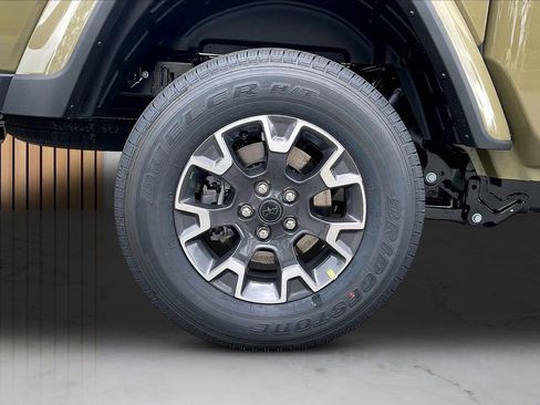 New 2026 Jeep Gladiator Mojave AWD/4WD image 33