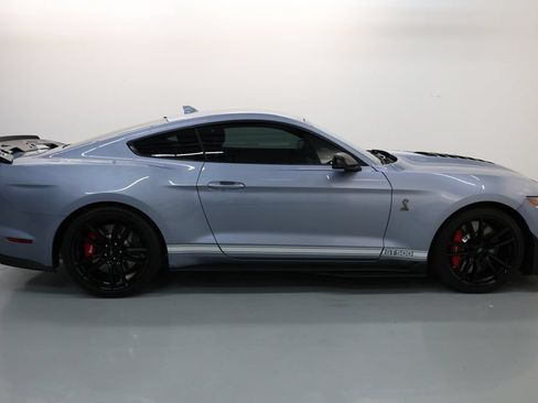Used 2022 Ford Mustang Shelby GT500 w/ Technology Package RWD image 61