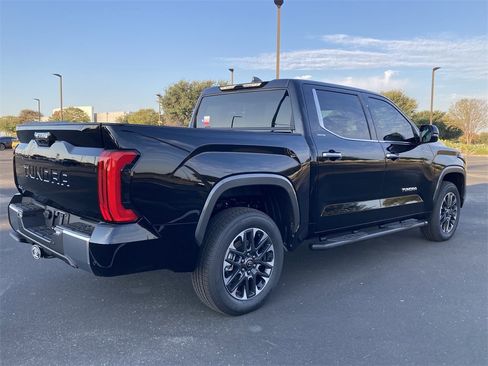 New 2026 Toyota Tundra Limited image 4