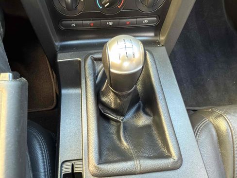 Used 2008 Ford Mustang GT Premium image 34