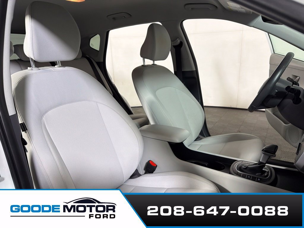 Used 2025 Hyundai Kona SEL AWD/4WD image 23