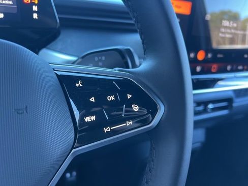 New 2025 Volkswagen ID. Buzz Pro S RWD image 19