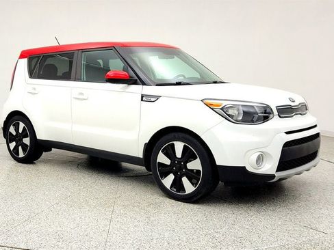 Used 2019 Kia Soul + FWD image 6
