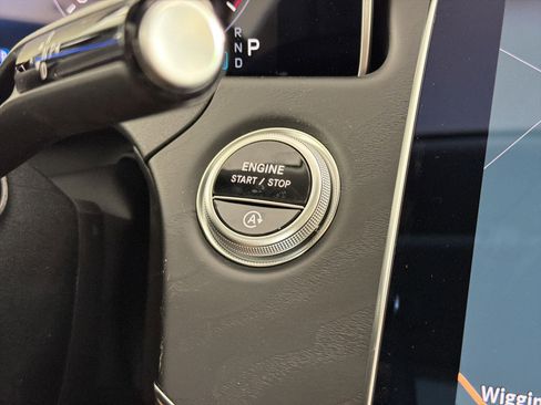 New 2026 Mercedes-Benz E 350 4MATIC Sedan image 27