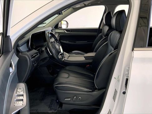 Used 2025 Hyundai Palisade SEL FWD image 17