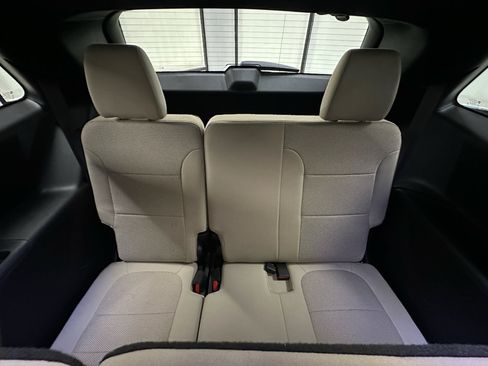 Certified 2023 Chevrolet Traverse LS w/ Midnight/Sport Edition FWD image 18