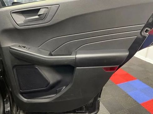 Used 2023 Ford Escape Active w/ Tech Pack #1 AWD/4WD image 18