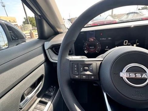 New 2026 Nissan Kicks SV image 17