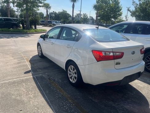 Used 2015 Kia Rio LX FWD image 2