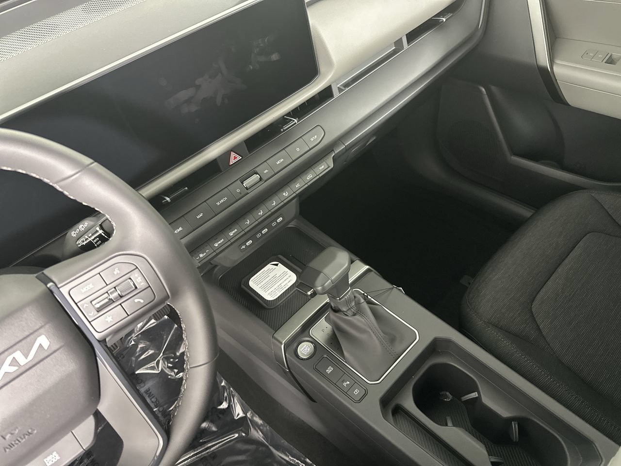 New 2027 Kia Seltos S FWD image 16