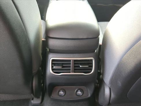 Used 2023 Hyundai Santa Fe SE FWD image 16