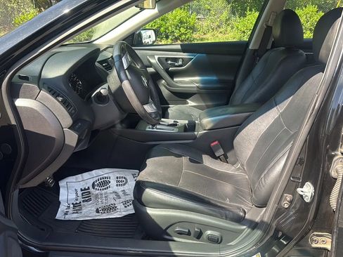 Used 2017 Nissan Altima 2.5 SV FWD image 11