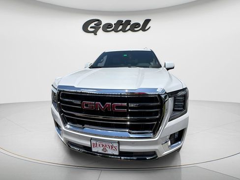 Used 2022 GMC Yukon SLT w/ SLT Luxury Package AWD/4WD image 2