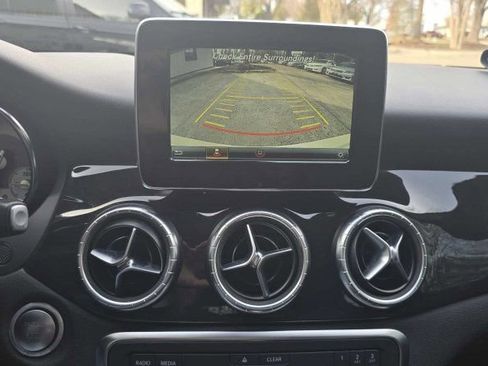 Used 2015 Mercedes-Benz CLA 250 4MATIC image 22
