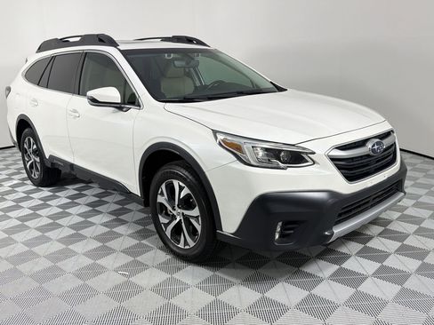 Used 2022 Subaru Outback Limited AWD/4WD image 7