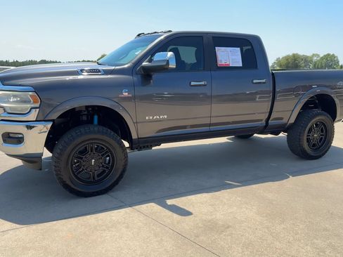 Used 2021 RAM 2500 Laramie AWD/4WD image 5